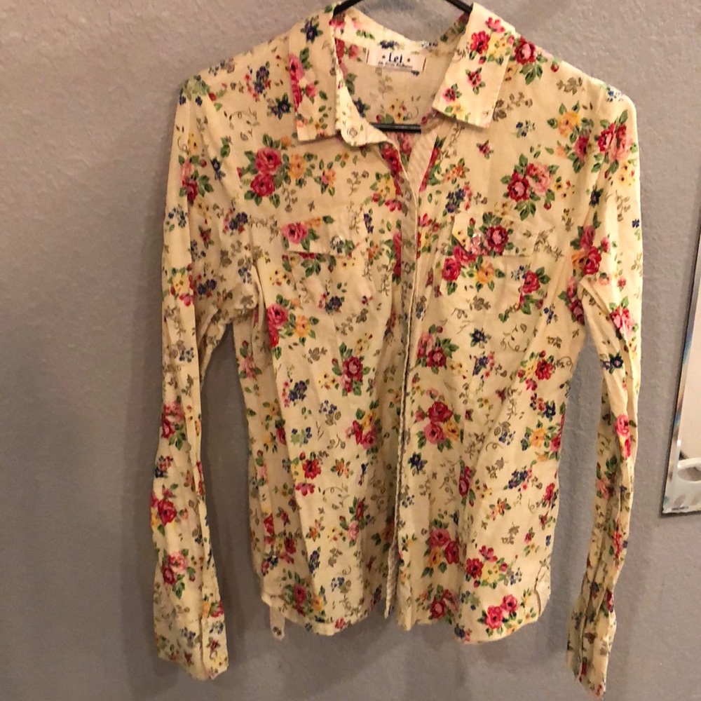 Women’s blouse